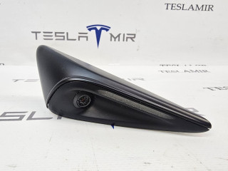 Повторитель поворота (камера крыла АП2.0/2.5/3.0/4.0) левый Tesla Model Y 1 поколение 2024, 1637041-00, 1637041-0L, 1820734-00