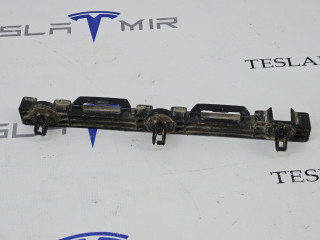 Кронштейн порога Tesla Model S 1 поколение [рестайлинг] 2017, 1003692-00