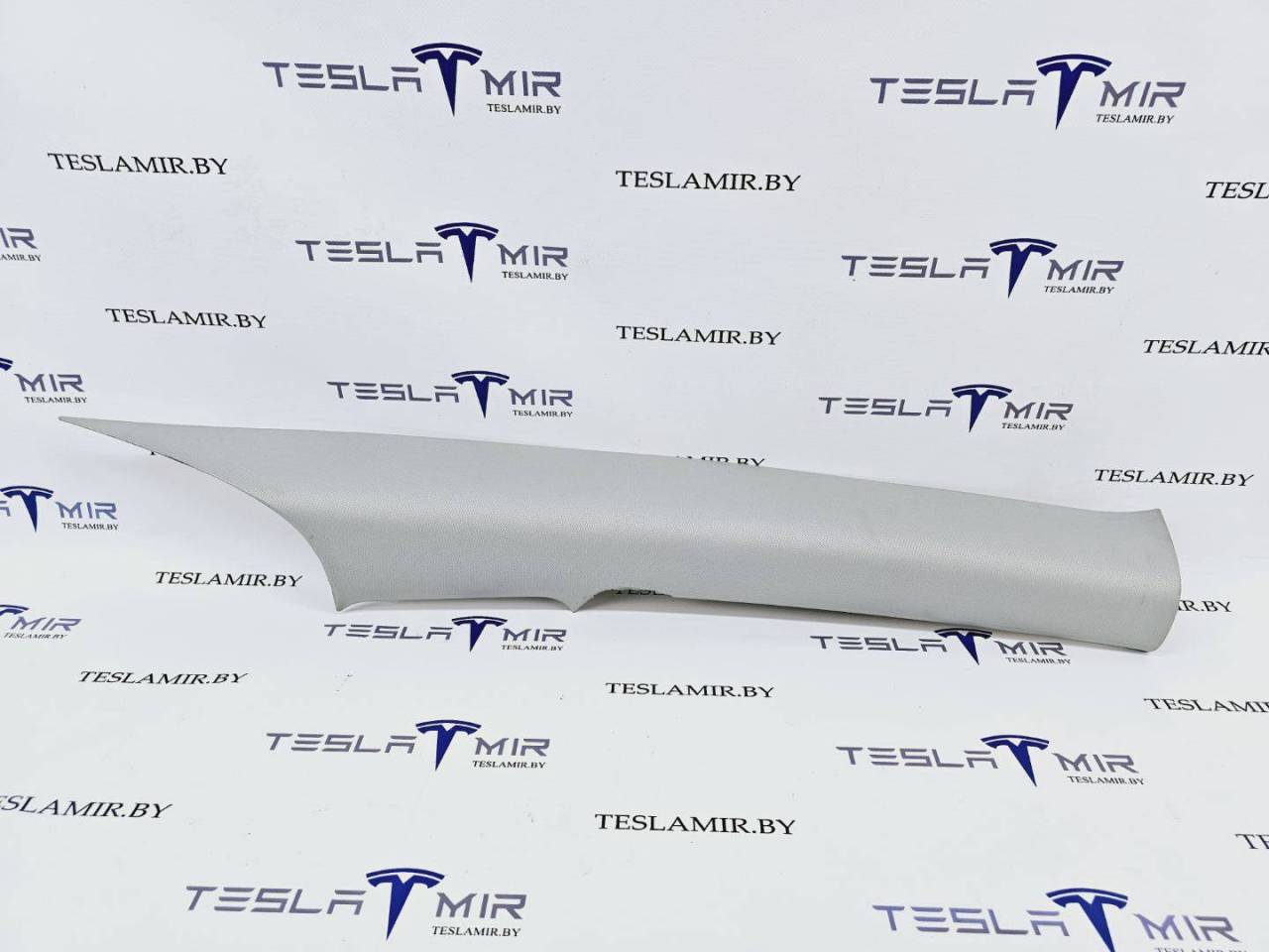 Накладка стойки С внутренняя левая верхняя Tesla Model 3 1 поколение 2023, 1086265-01 - фото №1