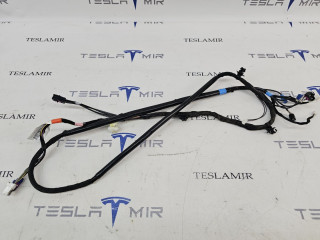 Электропроводка камеры и GPS модуля Tesla Model Y 1 поколение 2022, 1616691-00