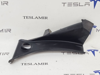 Накладка багажного проема наружная левая Tesla Model S 1 поколение [2-й рестайлинг] 2022, 1006674-00, 1021437-00