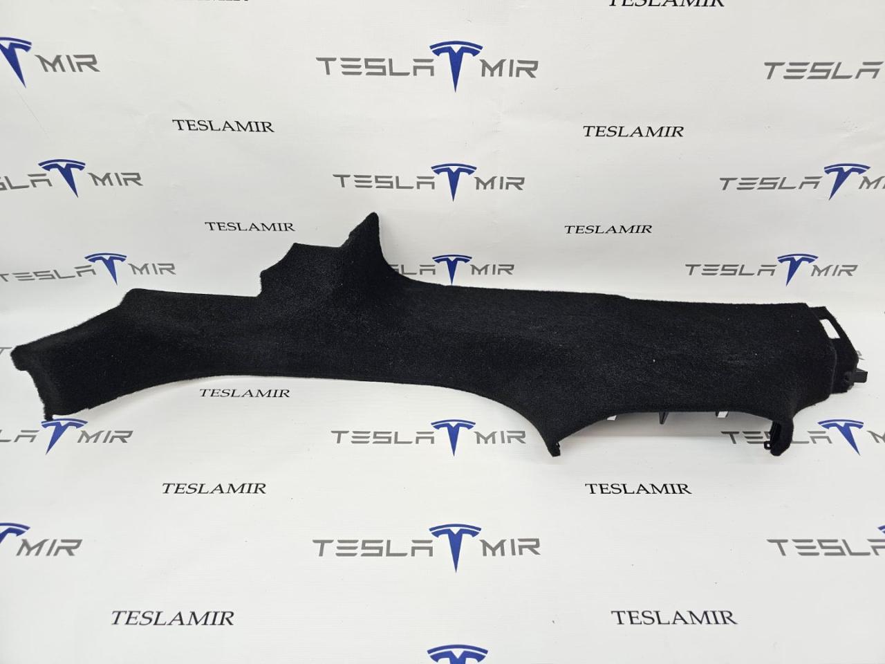 Накладка стойки B внутренняя Tesla Model 3 2 поколение 2025, 1733762-00, 1733762-23 - фото №1