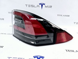 фонарь задний правый Tesla Model X 1 поколение 2018, 1022421-00, 1034333-00
