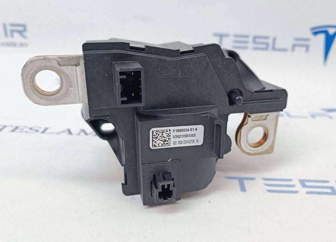 контактор высоковольтной батареи Tesla Model 3 1 поколение 2019, 1089334-02, 1089334-01, 1500620-01, 1496221-01 - фото №1
