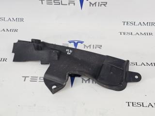 планка под капот Tesla Model 3 2 поколение 2024, 1694504-01