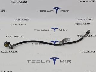 шланг тормозной Tesla Model 3 2 поколение 2024, 1044722-00