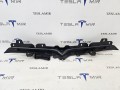 Кронштейн накладки (логотипа) V-образной гриля передний Tesla Model S 1 поколение [2-й рестайлинг] 2022, 1779981-00, 1611024-00 - фото №2
