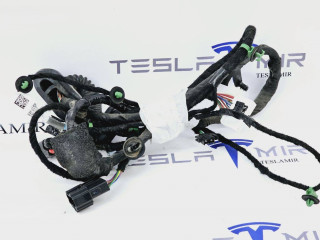 Электропроводка двери задняя левая Tesla Model S 1 поколение [2-й рестайлинг] 2022, 2486399-00