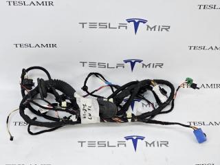 Электропроводка двери передняя левая Tesla Model 3 1 поколение 2023, 3067957-00