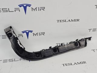 Крепление бампера заднего Tesla Model 3 2 поколение 2024, 1762735-00, 1757098-00