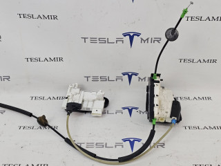 замок двери передней левой Tesla Model X 1 поколение 2018, 1112063-00