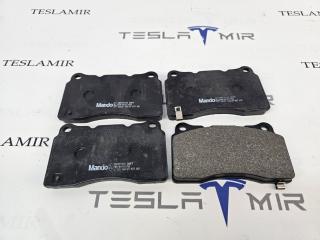 тормозные колодки Tesla Model S 1 поколение [рестайлинг] 2017, 1055066-00, 1068330-00