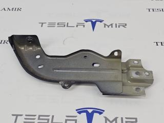 крепление ( кронштейн ) крыла Tesla Model 3 2 поколение 2024, 1092304-00, 1100382-S0