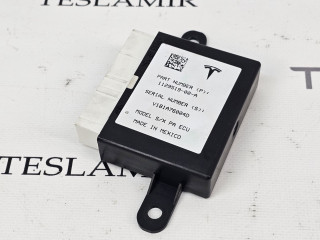 Блок управления стояночным тормозом и парктрониками Tesla Model X 1 поколение 2018, 1129519-00