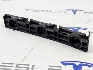 Кронштейн порога Tesla Model S 1 поколение [2-й рестайлинг] 2022, 1567144-00