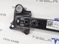 распорка стоек Tesla Model 3 1 поколение 2019, 1103565-00, 1075042-00, 1521274-00 - фото №2