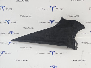 Накладка стойки С внутренняя левая верхняя Tesla Model S 1 поколение [2-й рестайлинг] 2022, 1565766-00