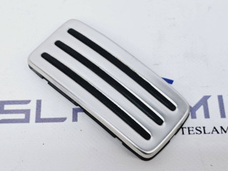 накладка на педаль Tesla Model S 1 поколение [2-й рестайлинг] 2021, 1020097