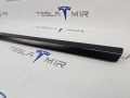 молдинг двери передней левой Tesla Model Y 1 поколение 2022, 1621166-00 - фото №2