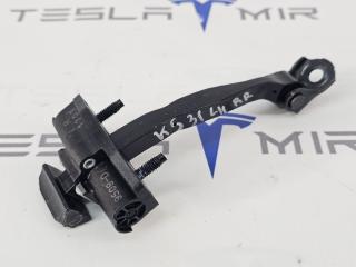 ограничитель открывания двери задней Tesla Model 3 2 поколение 2024, 1089509-00
