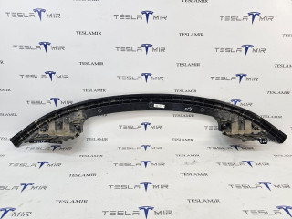 усилитель бампера переднего Tesla Model 3 2 поколение 2024, 1772362-00, 1694328-00