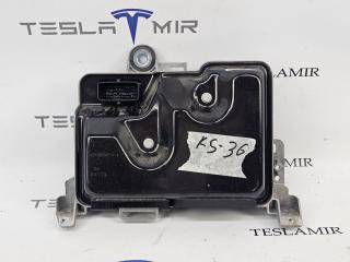 Блок управления BCM (бортовой сети) (Body Control Module) Боди Tesla Model 3 1 поколение [рестайлинг] 2023, 1569303-00, 1866750-20, 1866750-20-B