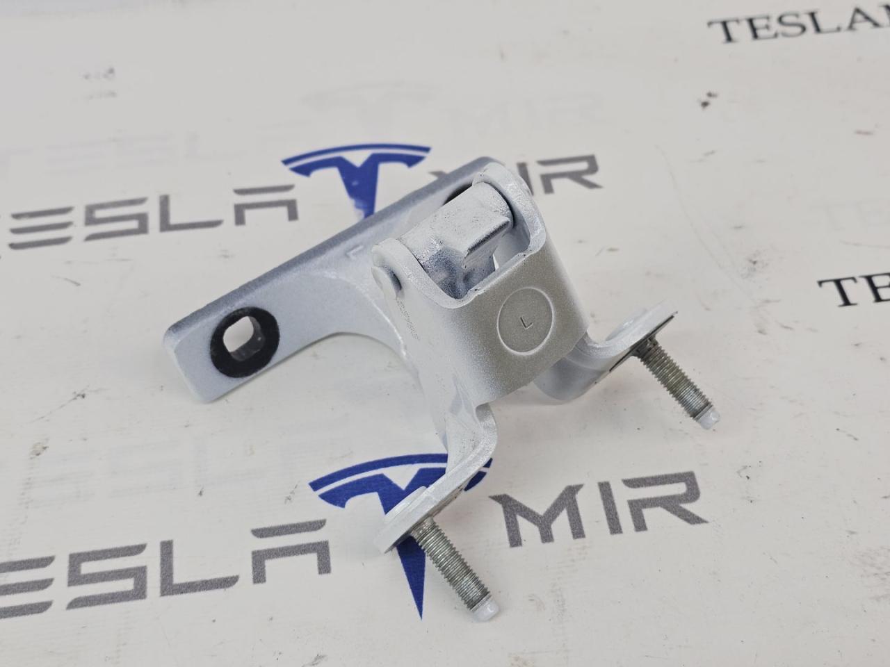 петля крышки багажника Tesla Model Y 1 поколение 2025, 1931316-00 - фото №1