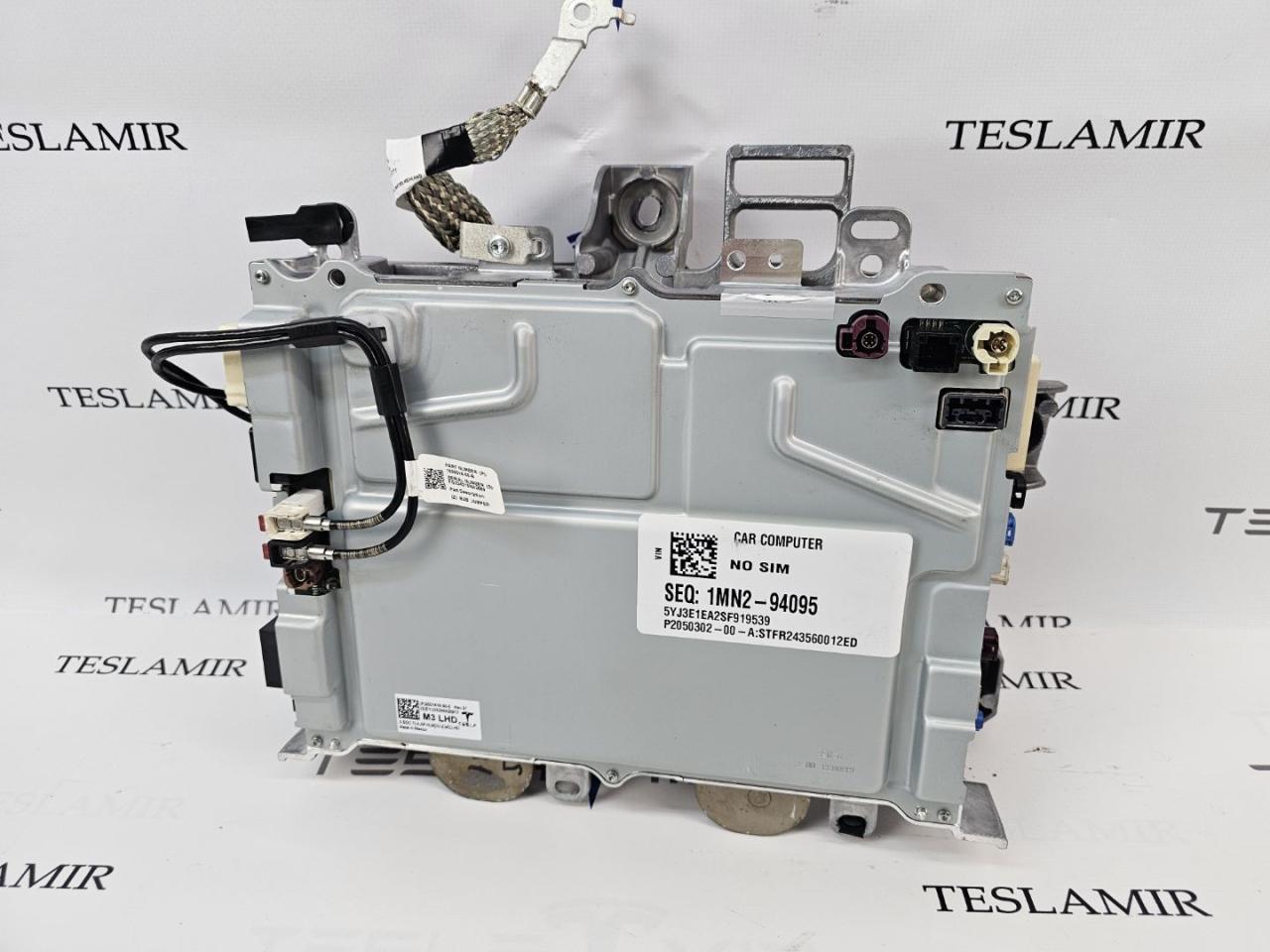 Блок автопилота Tesla Model 3 2 поколение 2024, 1806516-00, 2050302-00, 2001418-00 - фото №1