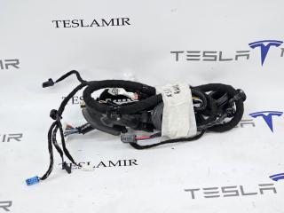 Электропроводка двери задняя правая Tesla Model 3 1 поколение 2023, 2067966-00