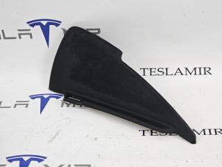 Накладка боковая торпеды левая Tesla Model S 1 поколение [2-й рестайлинг] 2022, 1563061-00
