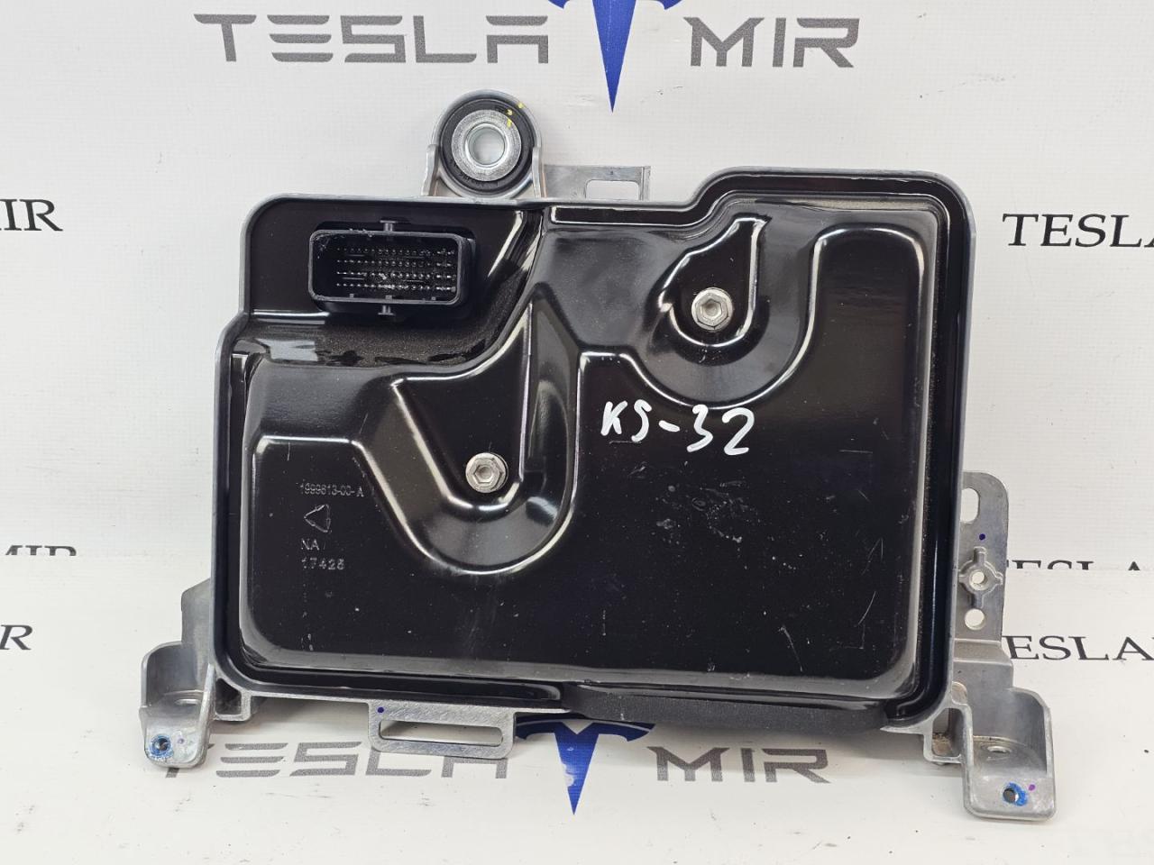 Блок управления BCM (бортовой сети) (Body Control Module) Боди Tesla Model Y 1 поколение 2025, 1866750-32, 2141419-00, 1999613-00 - фото №1