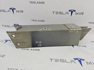 Удлинитель лонжерона (клык) левый Tesla Model Y 1 поколение 2022, 1608453-99, 1608453-00