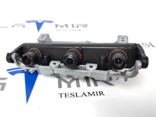 Камера тройная (TRIPLE) лобового стекла (регулируемая) Tesla Model Y 1 поколение 2022, 1514448-00