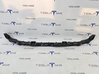 Кронштейн крепления бампера (центральный) задний Tesla Model Y 1 поколение 2024, 1494045-00, 1494040-00