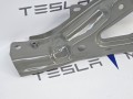 крепление ( кронштейн ) крыла Tesla Model Y 1 поколение 2025, 2095524-00, 2095526-S0 - фото №2