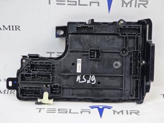 Блок управления BCM (бортовой сети) (Body Control Module) Боди Tesla Model Y 1 поколение 2024, 1657648-12