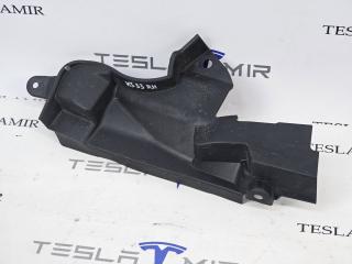 планка под капот Tesla Model 3 2 поколение 2025, 1694504-01