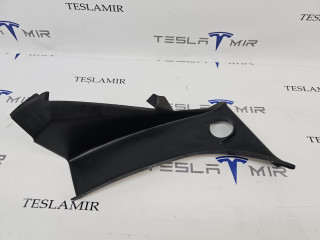 Накладка багажного проема наружная правая Tesla Model S 1 поколение [рестайлинг] 2018, 1021438-00, 1006675-00