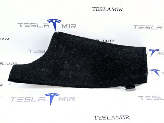 Накладка стойки С внутренняя левая нижняя Tesla Model Y 1 поколение 2022, 1622193-00, 1622195-00