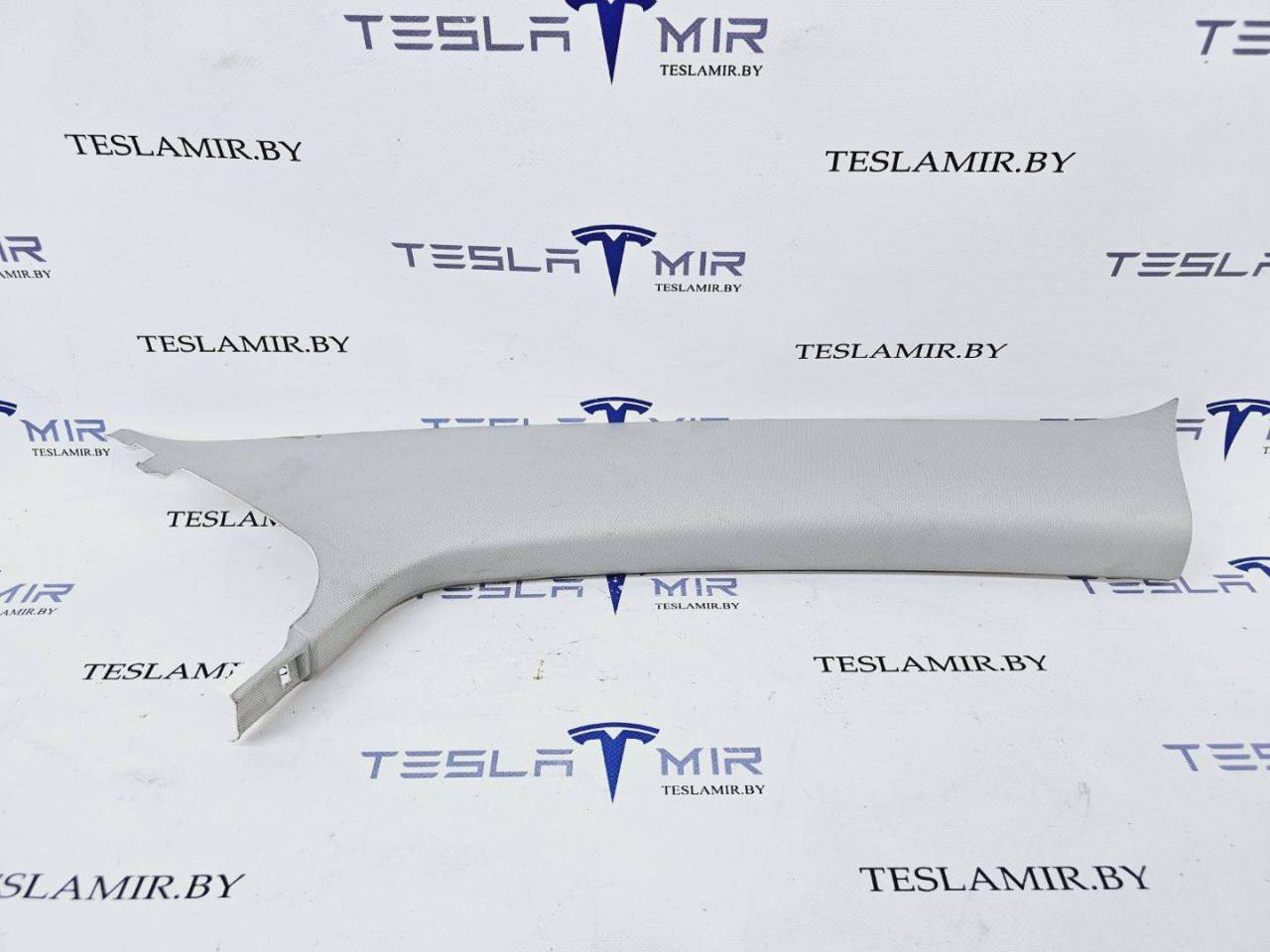 Накладка декоративная стойки А внутренняя правая верхняя Tesla Model 3 1 поколение 2023, 1086241-91, 1086241-00 - фото №1