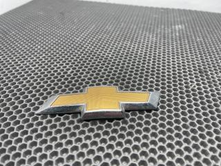 эмблема Chevrolet Equinox 3 поколение 2018, 1.5 л., бензин, бежевый, полный привод, 23136673