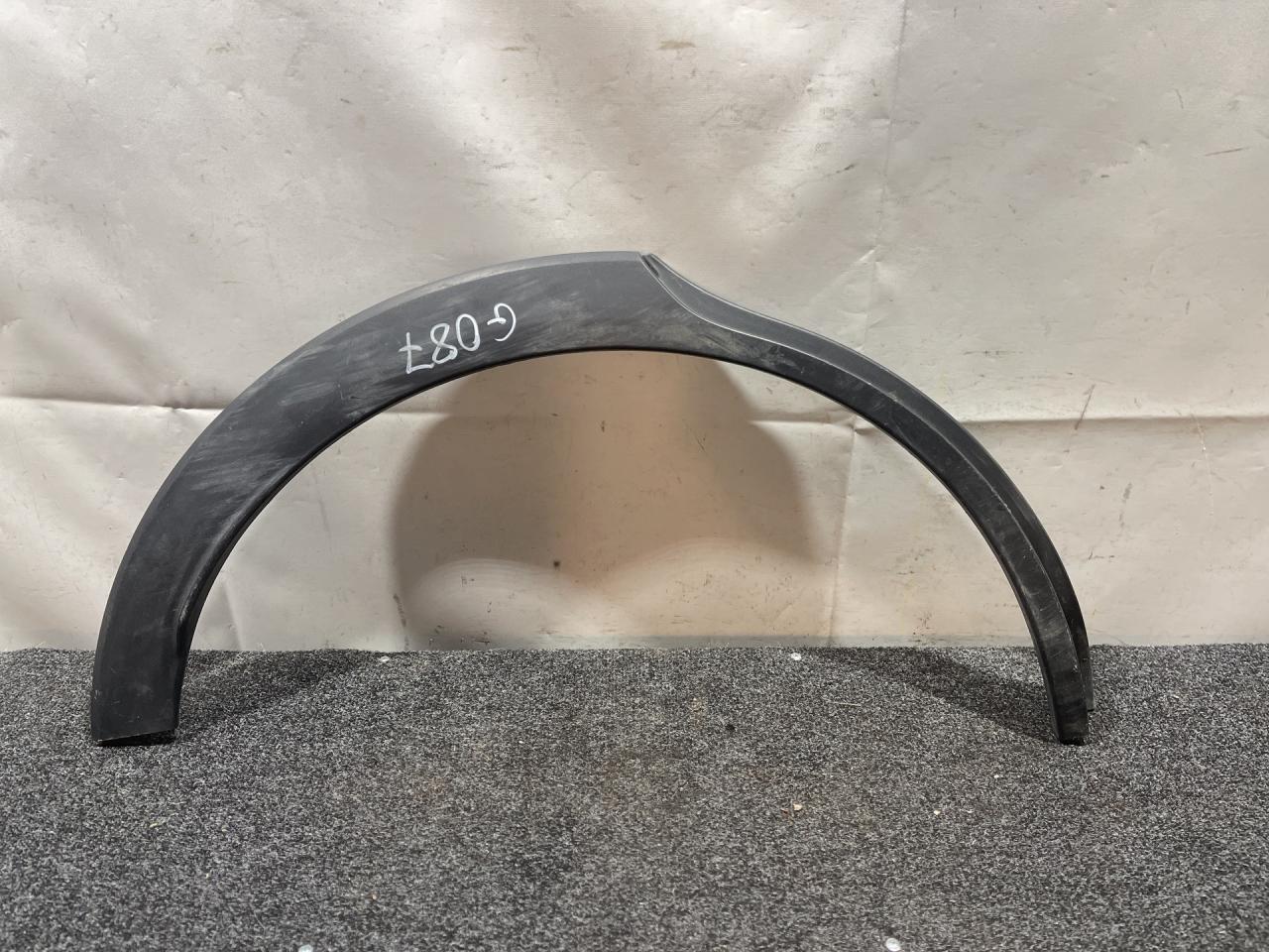 молдинг крыла заднего правого Buick Encore GX 1 поколение 2022, 1.3 л., бензин, АКПП, чёрный, полный привод - фото №1