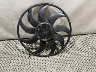 вентилятор радиатора Volvo XC60 2 поколение 2023, 2.0 л., бензин, АКПП, белый, внедорожник 5 дв., передний привод, 31493262