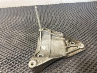 кронштейн компрессора кондиционера Chevrolet Equinox 3 поколение 2018, 1.5 л., бензин, бежевый, полный привод, 12651063