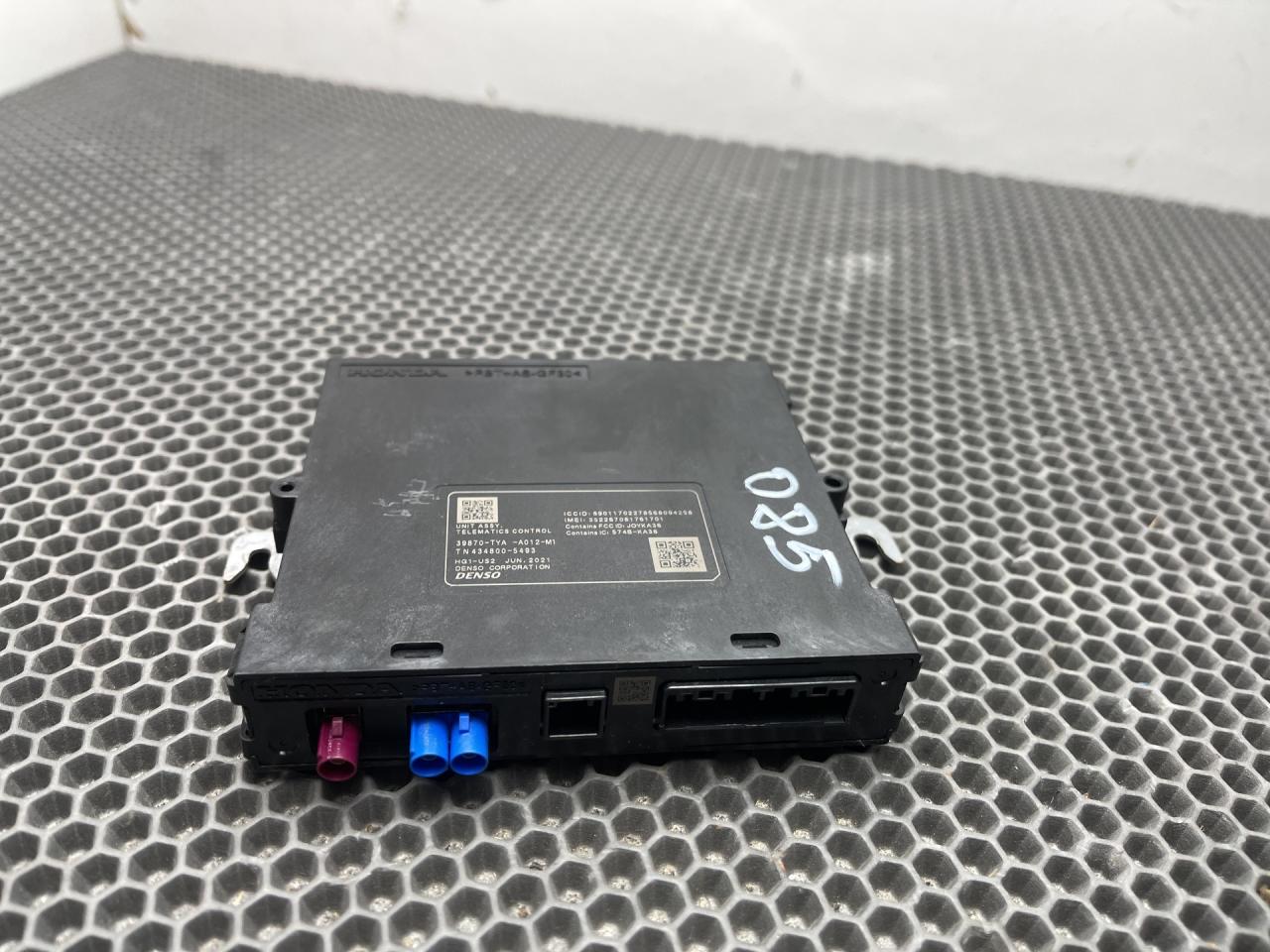 Блок управления телематика Acura MDX 4 поколение 2022, 3.5 л., бензин, АКПП, серебристый, полный привод, 39870-TYA-A012-M1 - фото №1