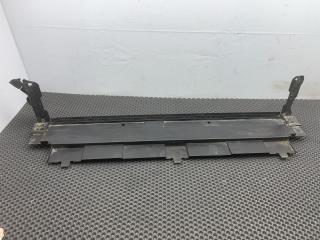 воздуховод (дефлектор) радиатора Chevrolet Equinox 3 поколение 2018, 1.5 л., бензин, бежевый, полный привод, 962772104