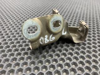 КРОНШТЕЙН КРЕПЛЕНИЯ КРЫЛА ПЕРЕДНЕГО ЛЕВОГО Chevrolet Equinox 3 поколение 2018, 1.5 л., бензин, бежевый, полный привод