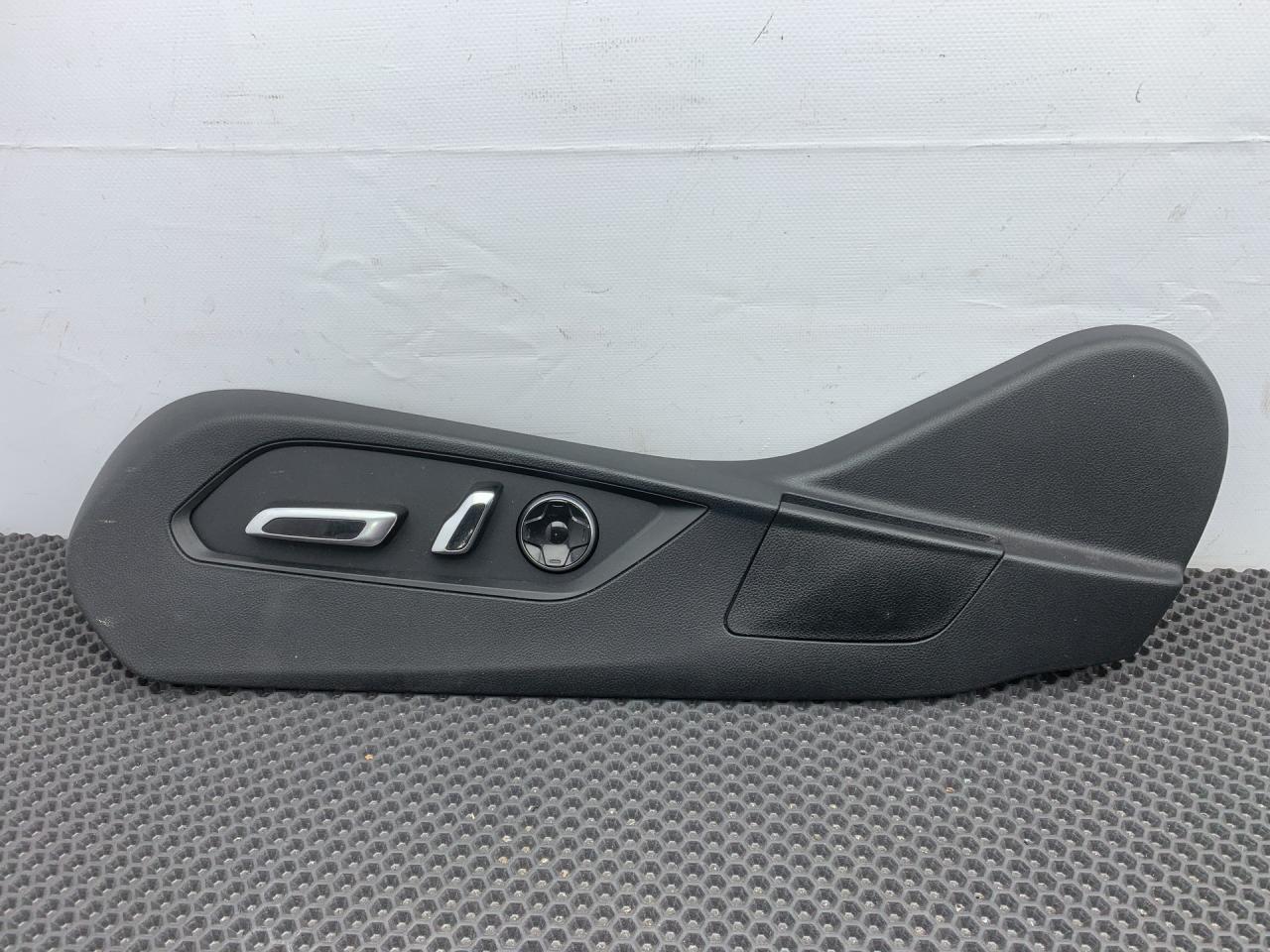 блок управления сиденьем Acura MDX 4 поколение 2022, 3.5 л., бензин, АКПП, серебристый, полный привод, 81638-TJB - фото №1