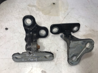 петля двери Jaguar XE X760 [ресталинг] 2019, 2.0 л., бензин, АКПП, черный, задний привод