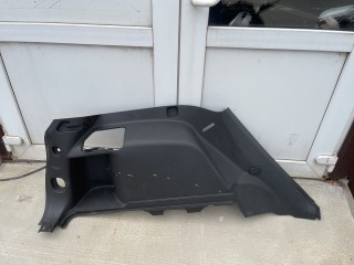 обшивка багажника Chevrolet Equinox 3 поколение (2017 - 2026), 1.5 л., бензин, АКПП, белый, передний привод